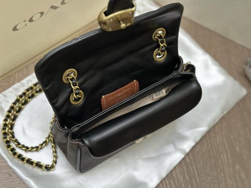 شنطة كتف كوتش مقاس صغير