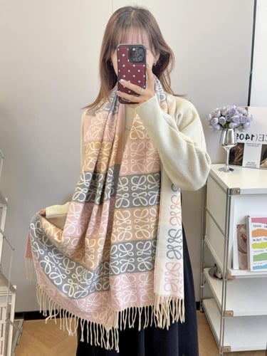 سكارف ملون Loewe