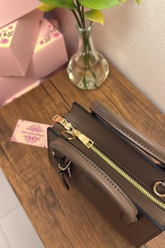 شنطة يد كوتش بيج