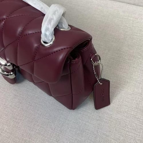 شنطة كتف كوتش مقاس كبير