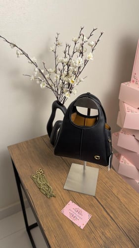 شنطة كوتش لانا ميني أسود