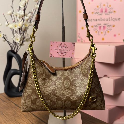 شنطة يد كوتش صغير