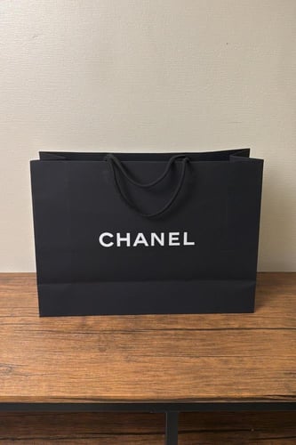 كيس قوتشي احمر كبير