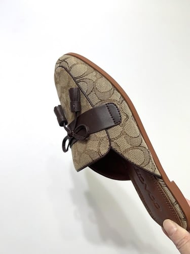 حذاء فلات كوتش