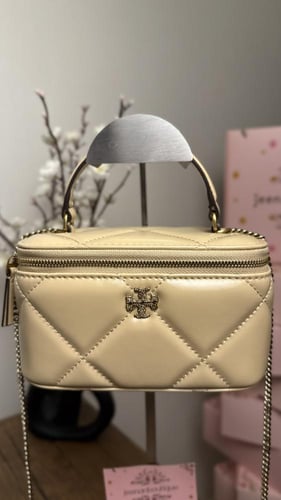 شنطة يد توري بورش