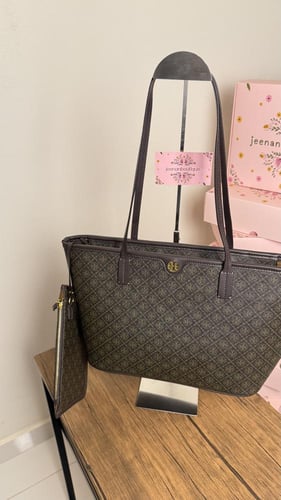 توت باق توري بورش