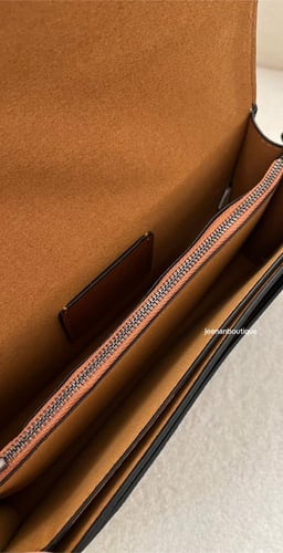 شنطة كوتش تابي