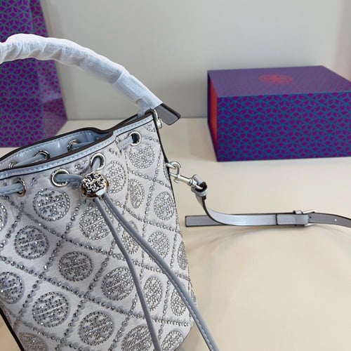 شنطه يد توري بورش لامع