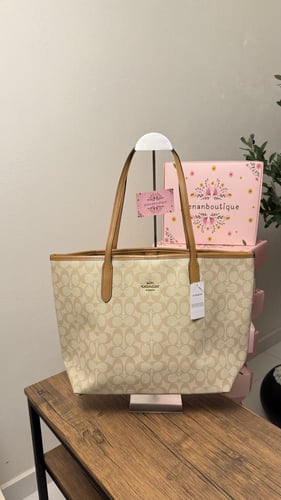 توت باق كوتش