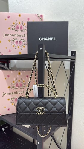 شنطة يد شانيل أسود