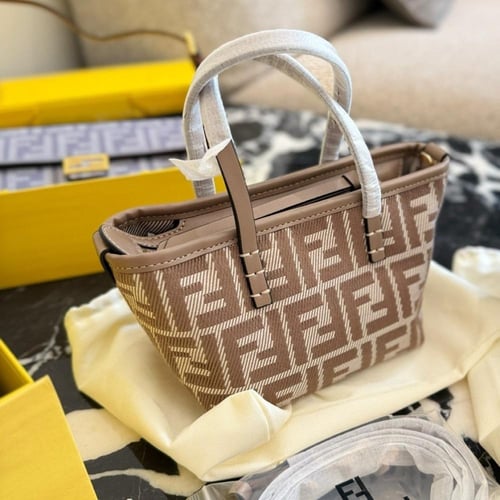 شنطة فندي ميني رول بيج