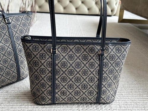 توت باق توري بورش كحلي