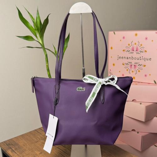 شنطة لاكوست فيس موف