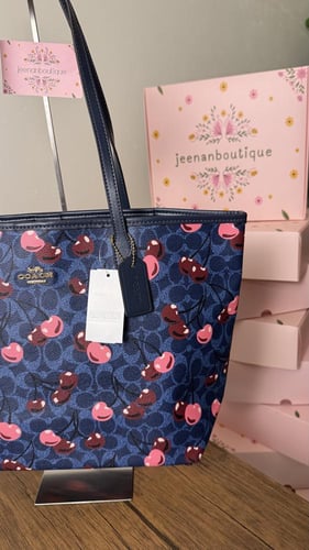 توت باق كوتش كرز