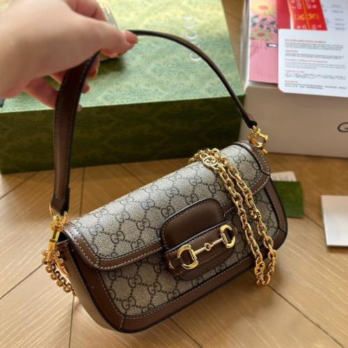 شنطة يد قوتشي