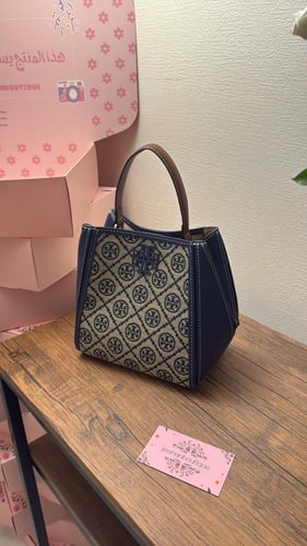 شنطة يد توري بورش