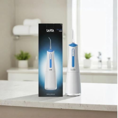 جهاز تنظيف الأسنان بالماء لايكا