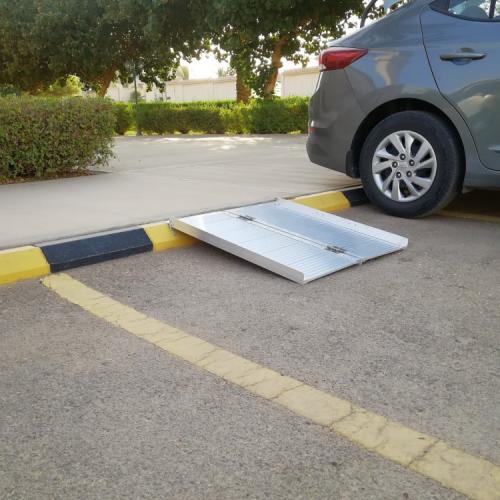 منحدر الومنيوم LM01