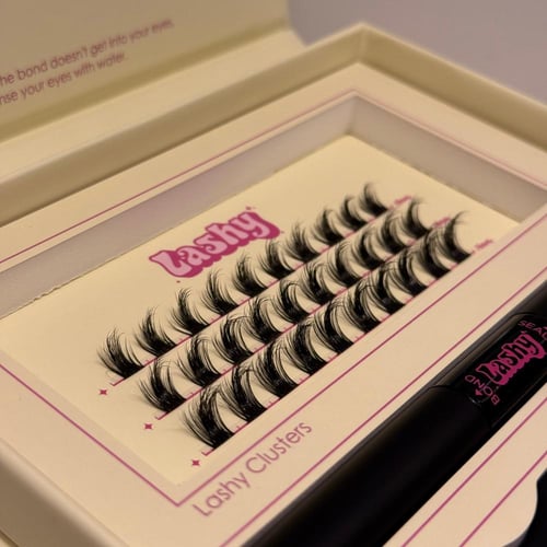 The A Kit - رموش أسبوعية