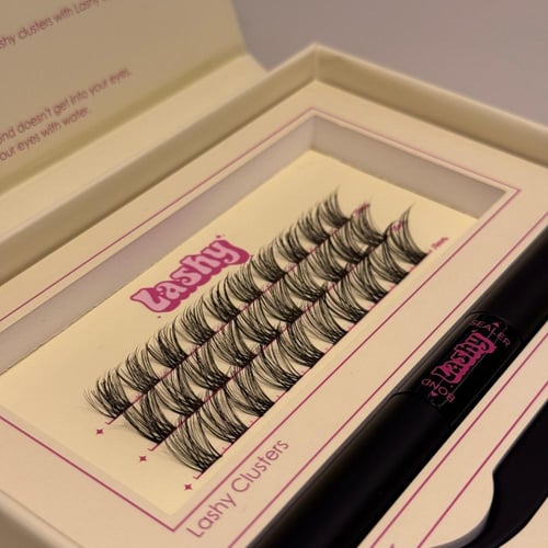 The S Kit - رموش أسبوعية