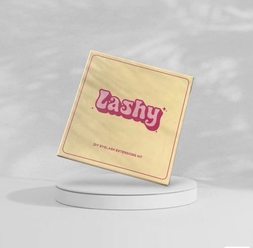 The M Kit - رموش أسبوعية