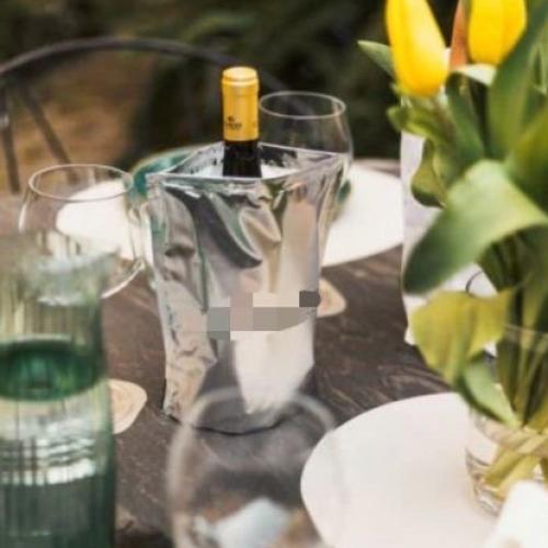 اكياس لحفظ برودة المشروبات تحتوي على مادة تساعد ال...