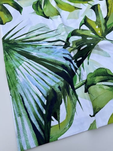 مفرش للطاوله مقاس 1.40*2.60