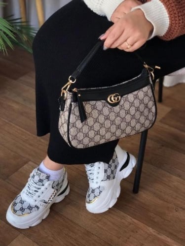 طقم نسائي فاخر حقيبة مع حذاء بنقشة أنيقة