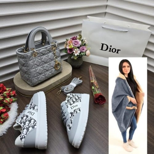 طقم نسائي شتوي فاخر مع شنطة وحذاء وشال فرو