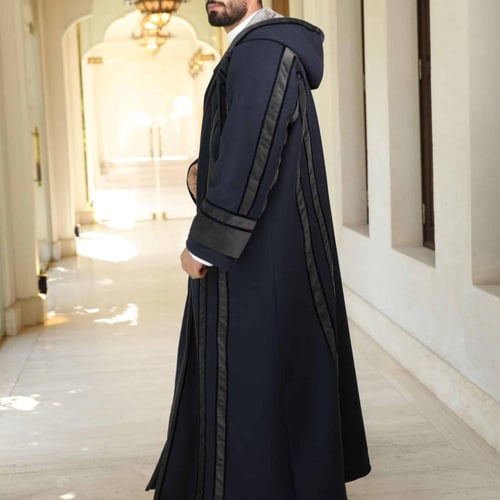 فروة شتوية رجالي لون اسود