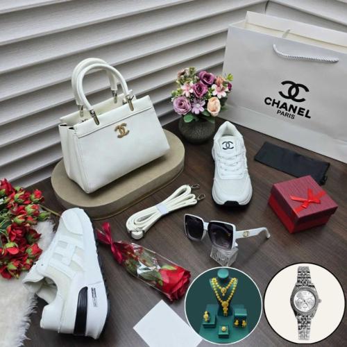 بوكس رفاهية نسائية ساحرة بتنسيقات عالمية حديثة