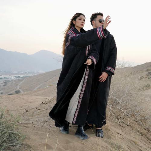 فروة نسائية شتوية لون اسود