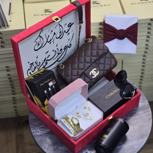 طقم نسائي فاخر هدايا العيد