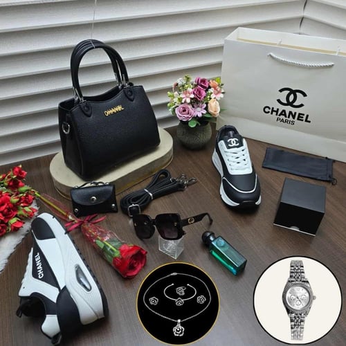 طقم هدايا نسائي متكامل شنطه مع حذاء وإكسسوارات فاخ...