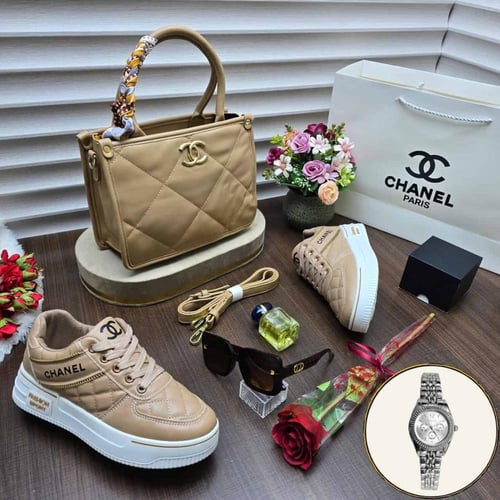 طقم نسائي فاخر ماركة شانيل مع شوز وإكسسوارات هدية...