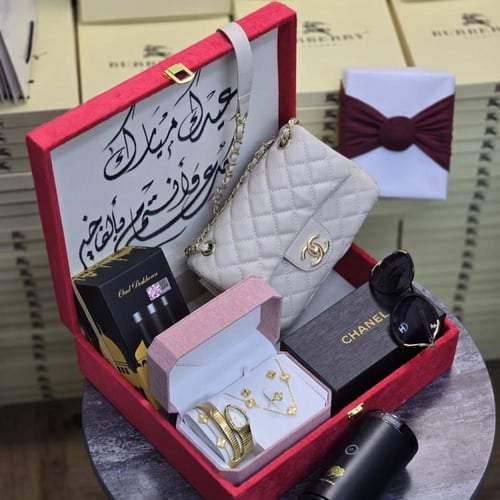 طقم نسائي فاخر هدايا العيد