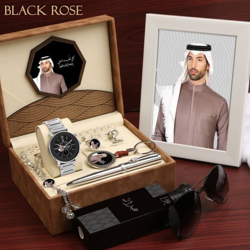 اطقم ساعات رجالي تصميم الاسم والصوره حسب الطلب