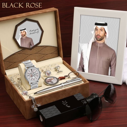 اطقم ساعات رجالي تصميم الاسم والصوره حسب الطلب