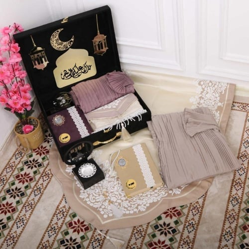 بوكس رمضان الفاخر بتصميم عصري