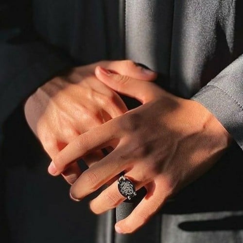 خاتم فضة خالصة بنقش عربي داكن