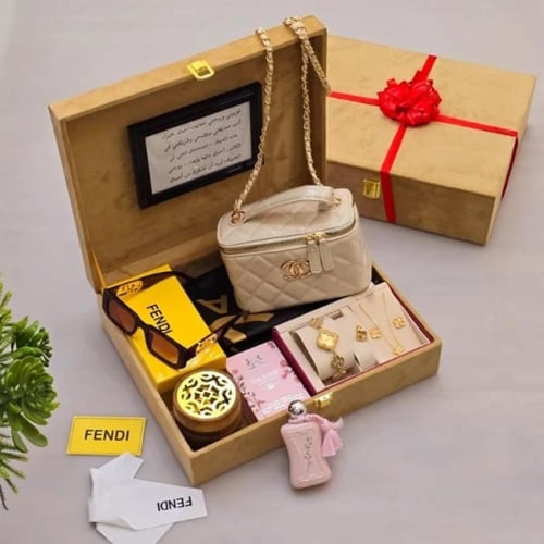 بوكس هدايا نسائي فاخر ببكس واحد