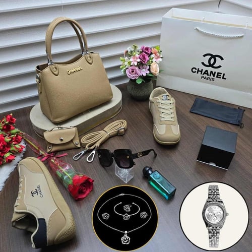 طقم هدايا نسائي متكامل شنطه مع حذاء وإكسسوارات فاخ...