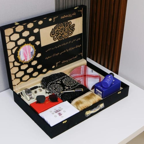 بوكس هدايا رجالي فاخر – عطر شماغ ساعة نظارة مسبحة...