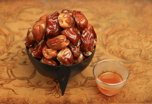 سكري القصيم الشيوخ فاخر كرتون 4 كيلو