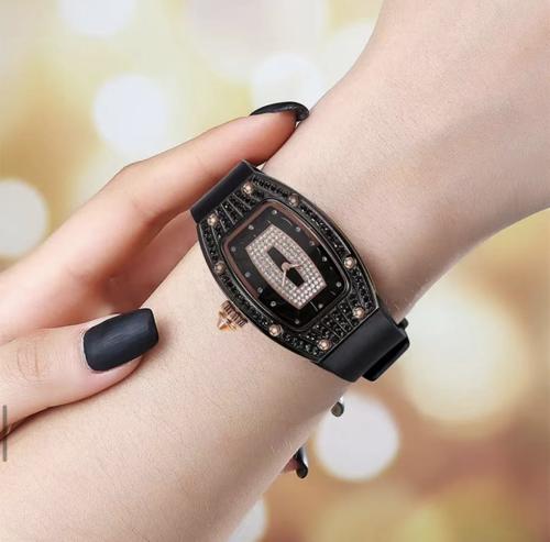 Karen watch black