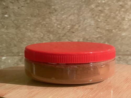 مشاط صغير سعة العلبة ١٥٠ مل