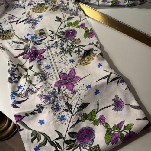 قماش حرير اندونيسي بدون طرحه