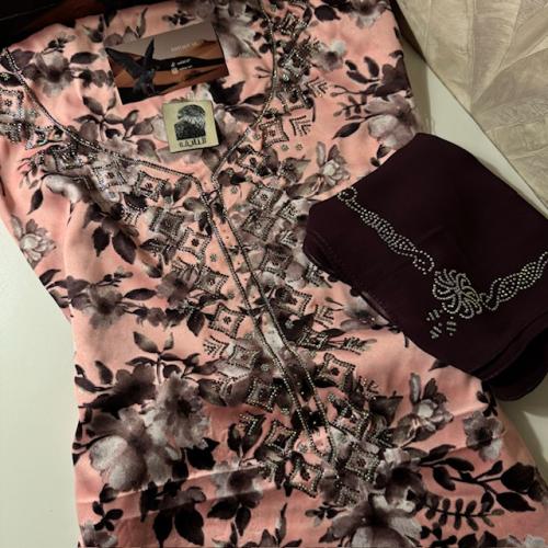 مخور حرير مع طرحه