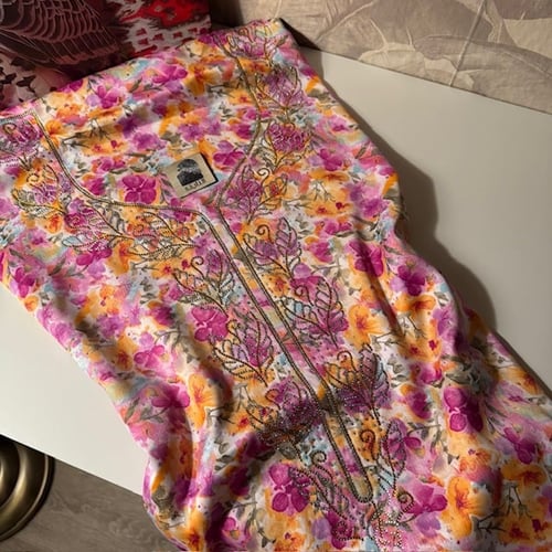 قماش حرير اندونيسي بدون طرحه