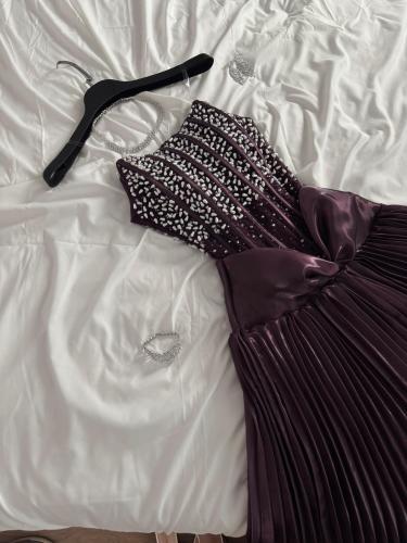 فستان ألماسه